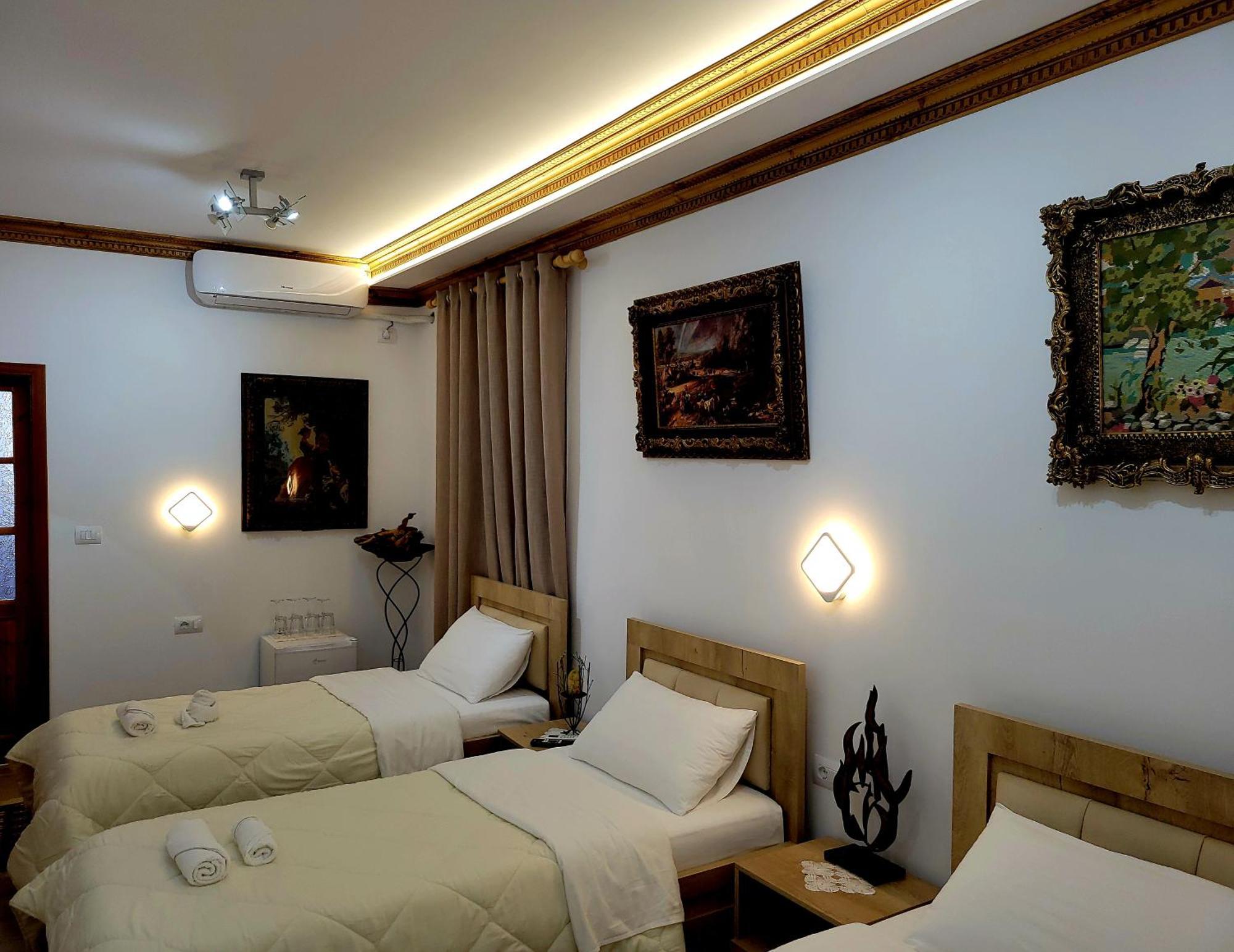 Alsara Guesthouse Gjirokaster Room photo