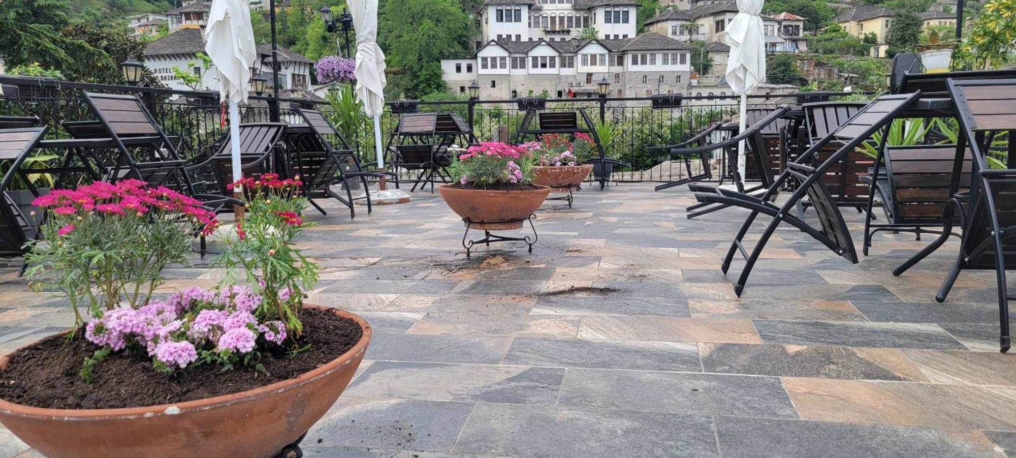 Alsara Guesthouse Gjirokaster Exterior photo